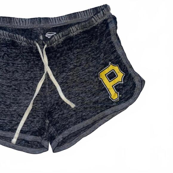 Pirates shorts - Picture 4 of 7